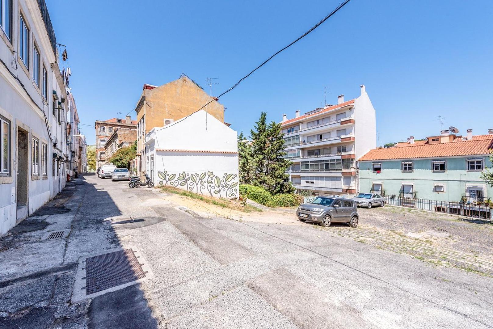 Appartamento Guestready - Minimalist Studio In Downtown Lisbona Esterno foto