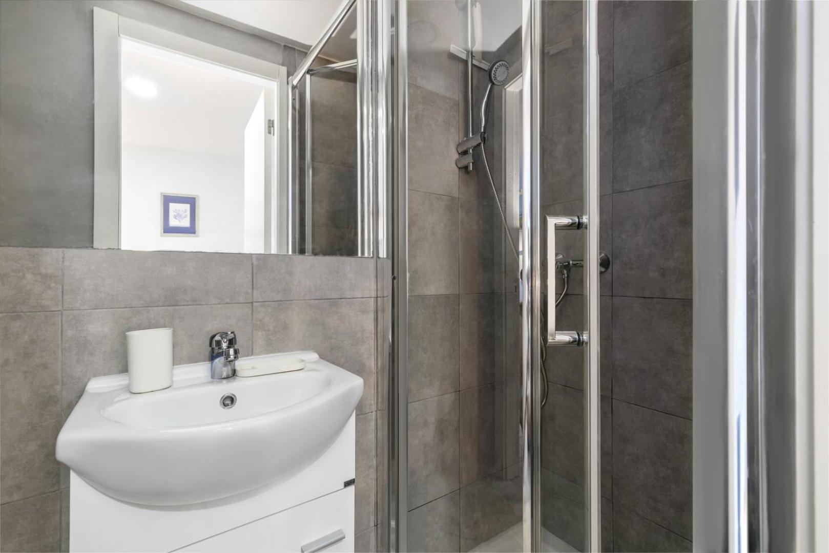 Appartamento Guestready - Minimalist Studio In Downtown Lisbona Esterno foto